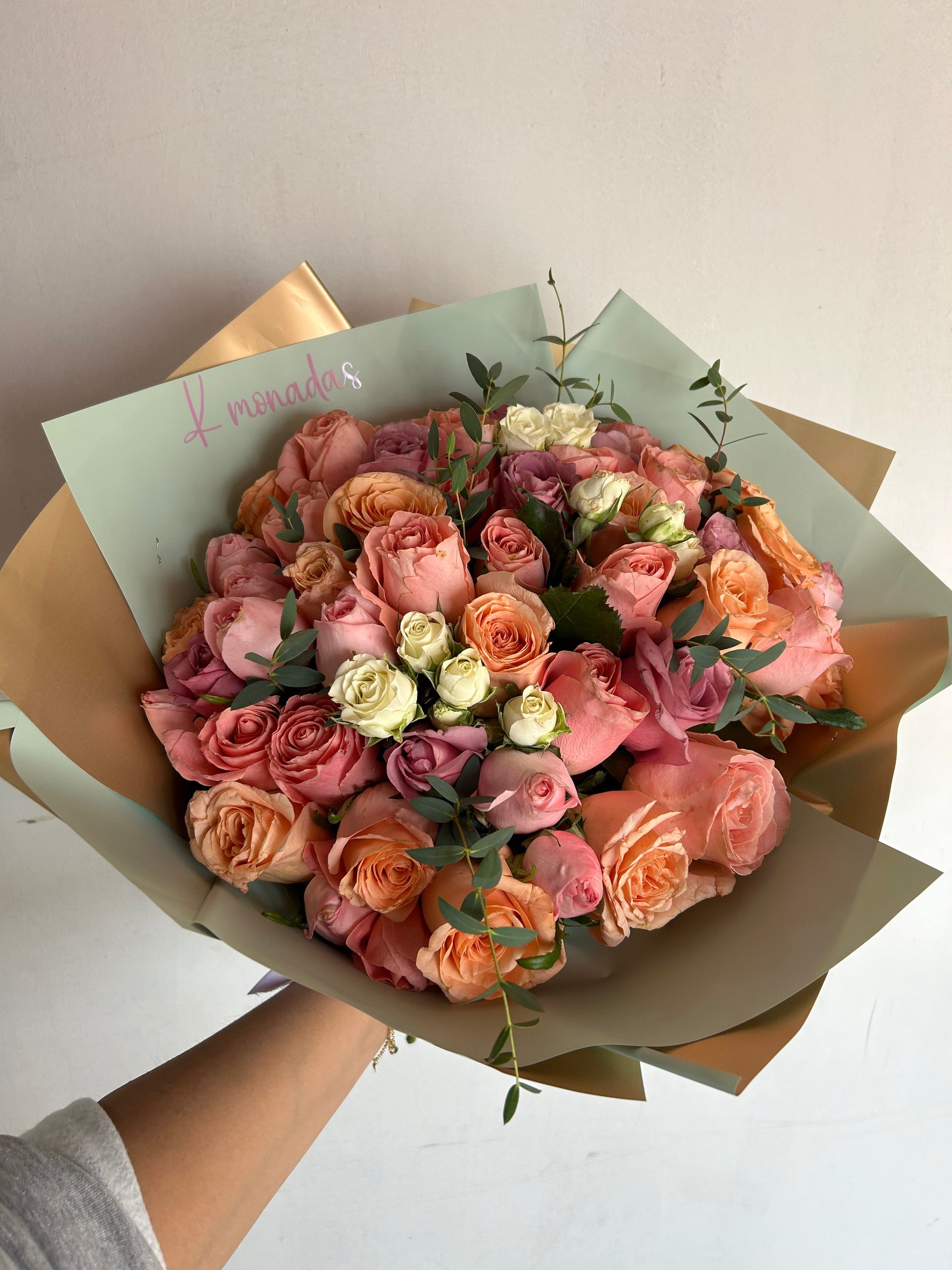 Ramo 50 Rosas – Hoja y Flor